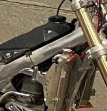 HONDA CRF 450R - FUEL TANK