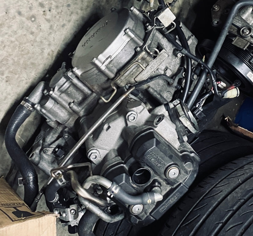 YAMAHA YFZ 450R - ENGINE