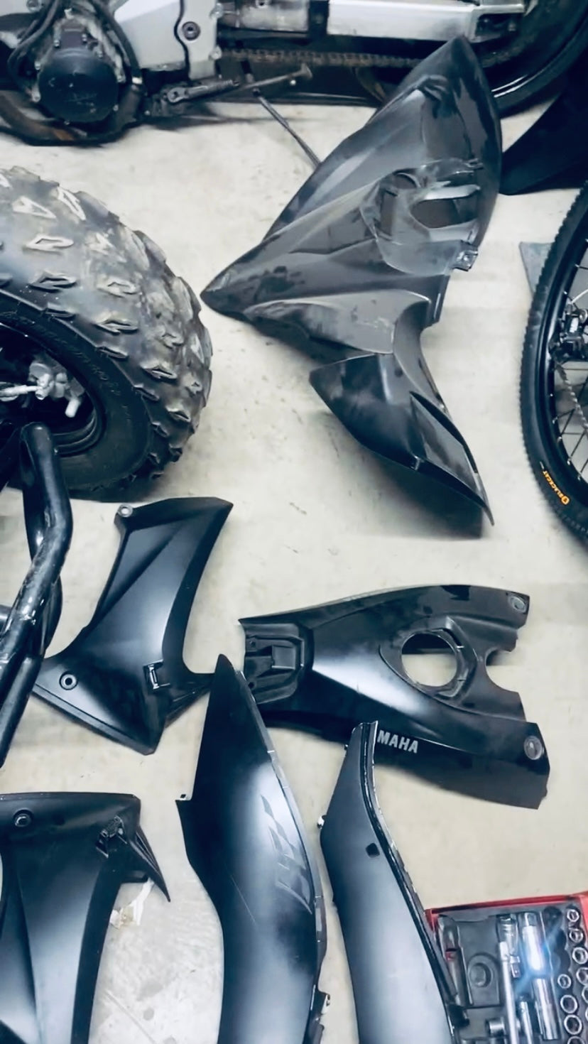 YAMAHA YFZ 450R - PLASTICS