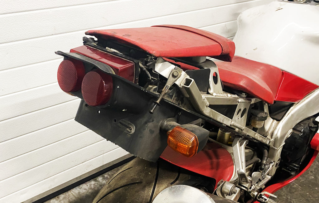 YAMAHA YZF R1 - REAR LIGHT, 2 PINS, HEADLIGHT,